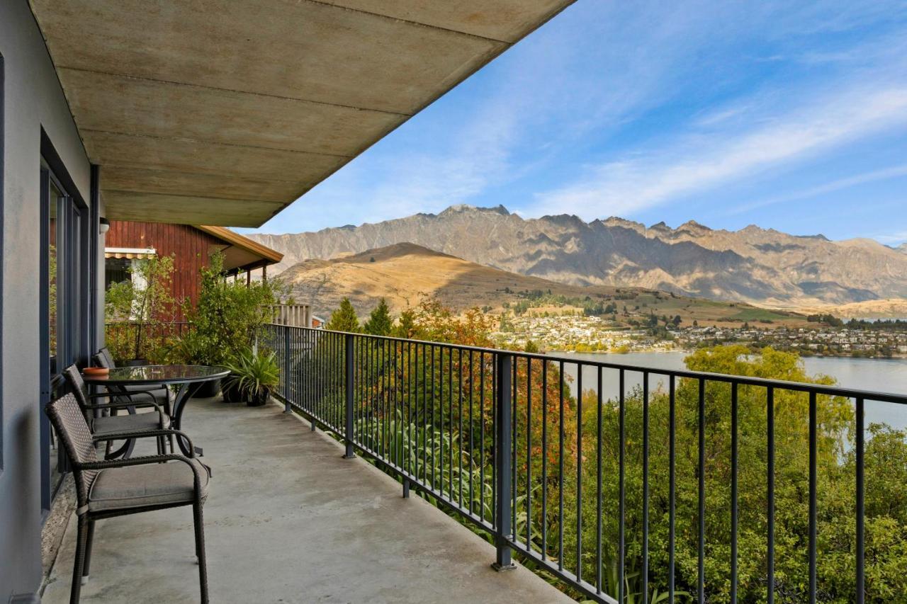 Whakatipu Heights Apartment Куийнстаун Екстериор снимка